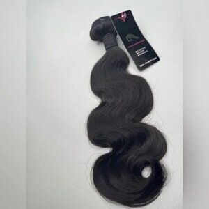 Luxurious 100% Human Hair Black Wavy Bundle Hair Extension